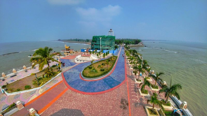 File:Sittwe View Point Park in 2017 March 26.jpg
